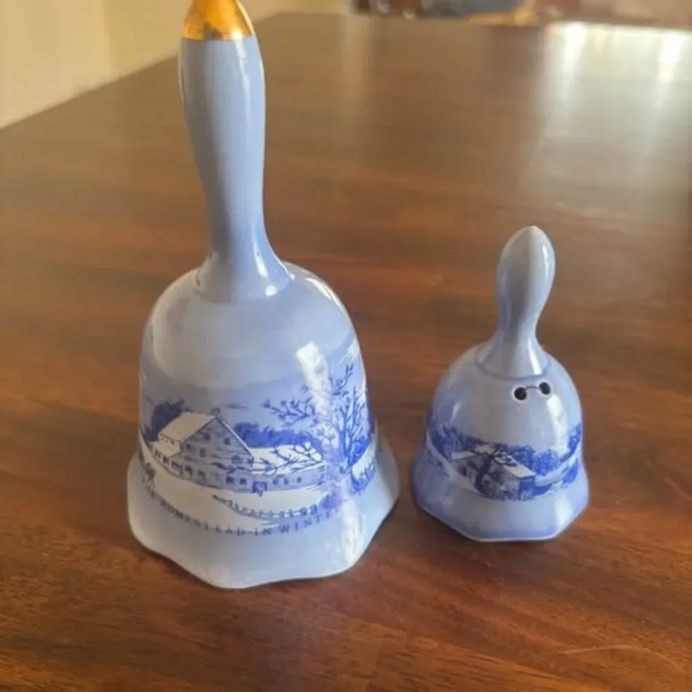 Currier & Ives 'The Homestead in Winter' Ceramic Bells